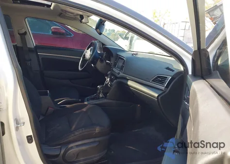 2018 Hyundai Elantra Value Edition из США, поврежденный, VIN 5NPD84LF7JH252723